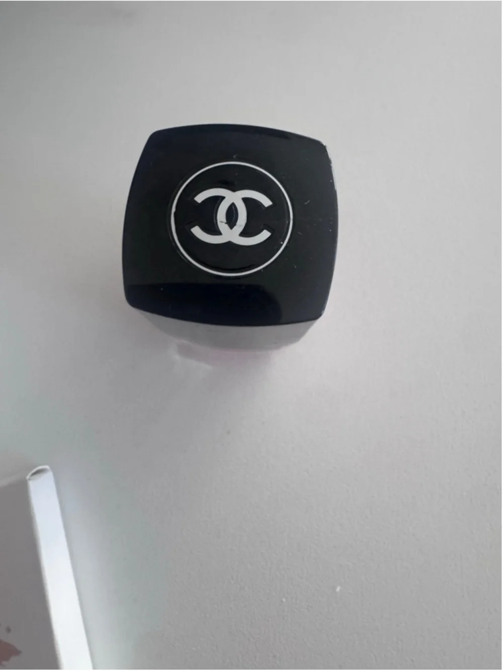 Chanel colour indicating